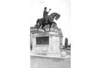 /album/galerie-foto/oradea-veche-statuia-regelui-ferdinand-i-jpg/